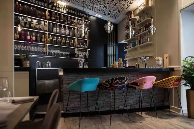 locale-harbour-bistrò