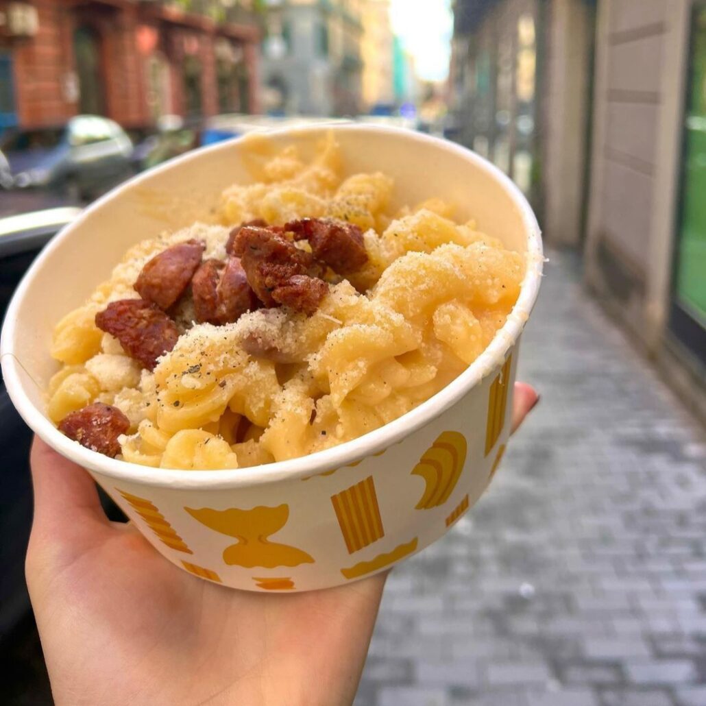 Pasta e patate in crema con salsiccia sbriciolata