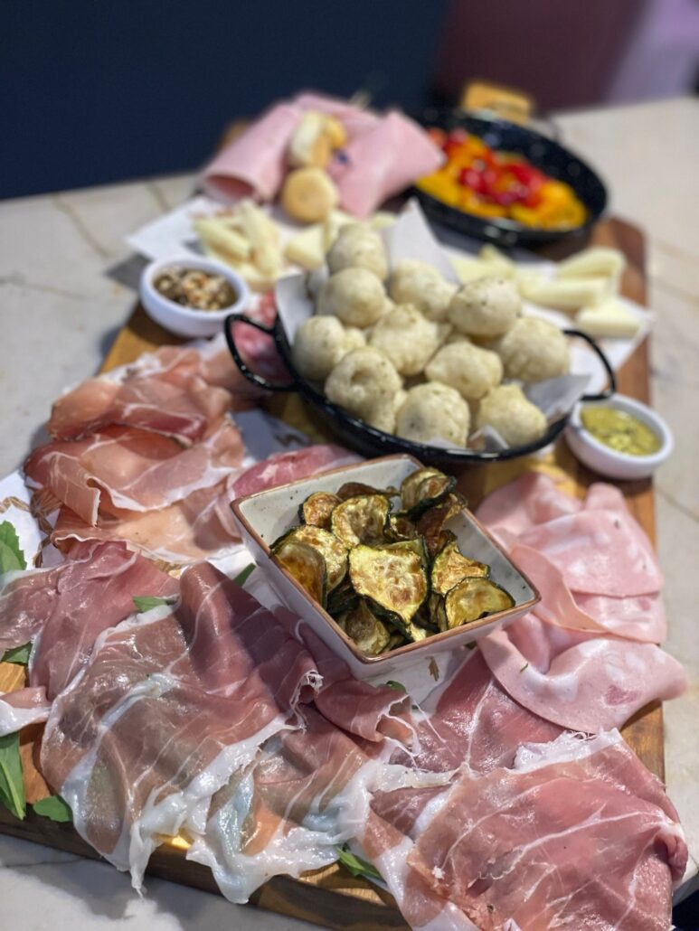Tagliere-Salumi-e-Formaggi
