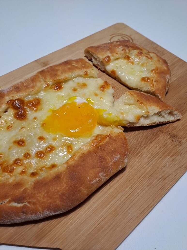 khachapuri-achapuri-georgiano-