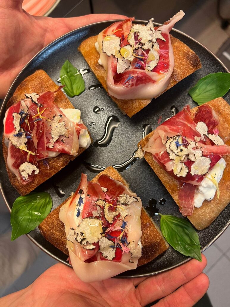 luna-rossa-pistoia-pizzeria-napoletana-dal-1980-