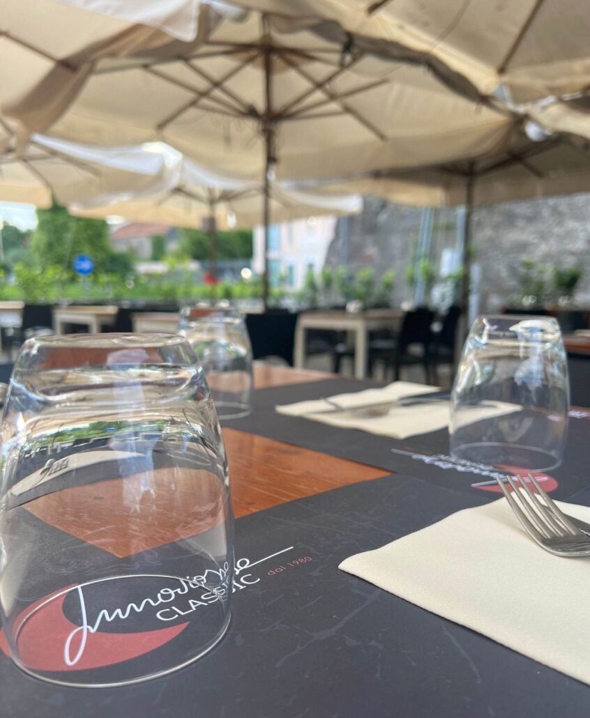 luna-rossa-pistoia-pizzeria-napoletana-dal-1980-