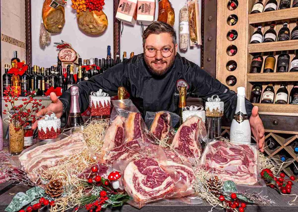 Giuseppe Nella all'interno della sua braceria le carni i cultori del gusto 