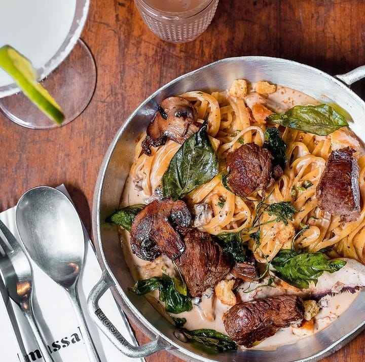 Un piatto di pasta di Massa Trattoria