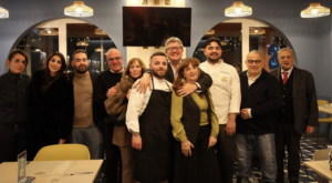 L’evento di Carlo e Carmine De Luca a Palma Campania: un viaggio tra la Ruota di Carletto, la pizza a 3 cotture e i sapori autentici di una realtà d’eccellenza.